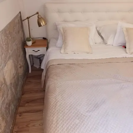 Apartment Ivanska In *